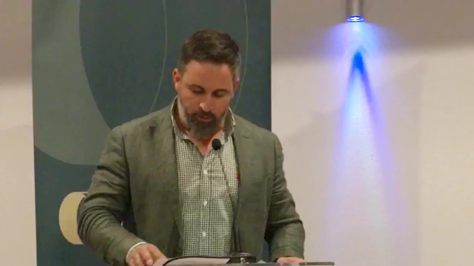 Abascal: &quot;El multiculturalismo solo ha supuesto el auge del fundamentalismo islámico&quot;