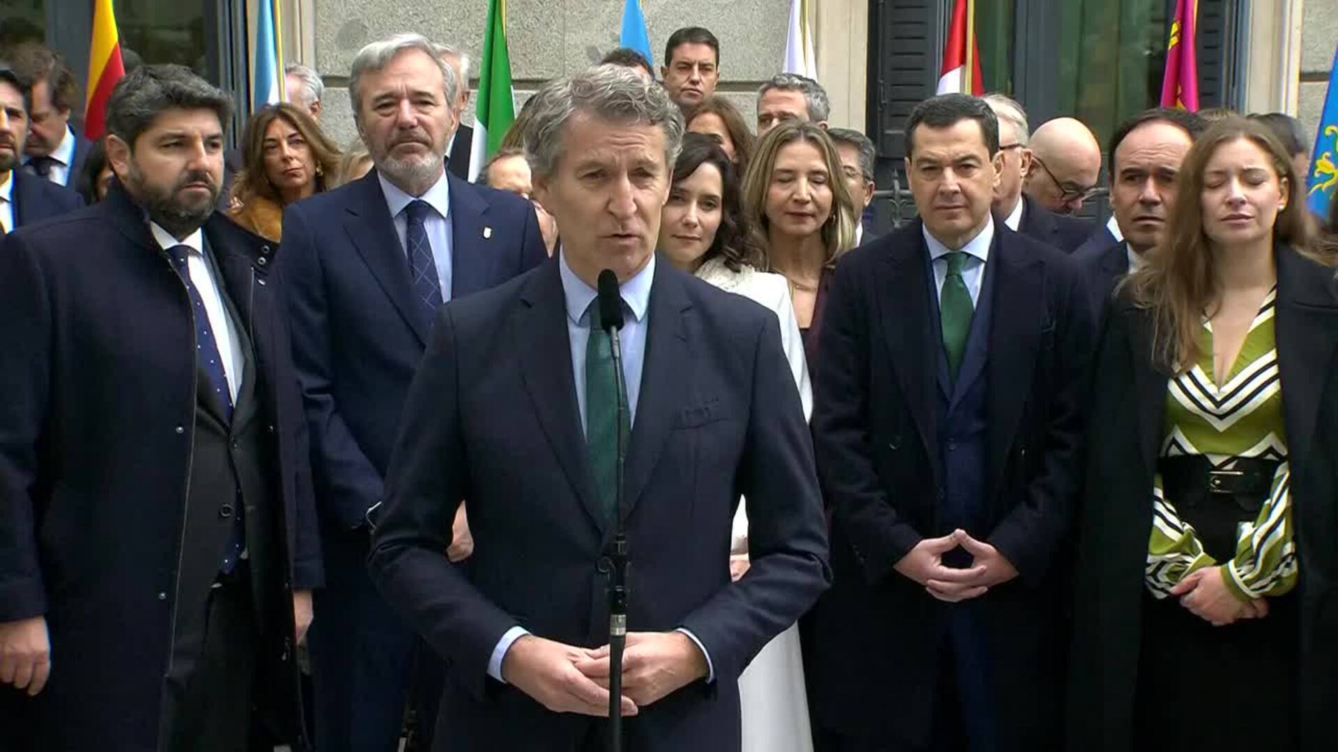 Feijóo acusa a Sánchez de ser el que "más ha atacado" la Constitución