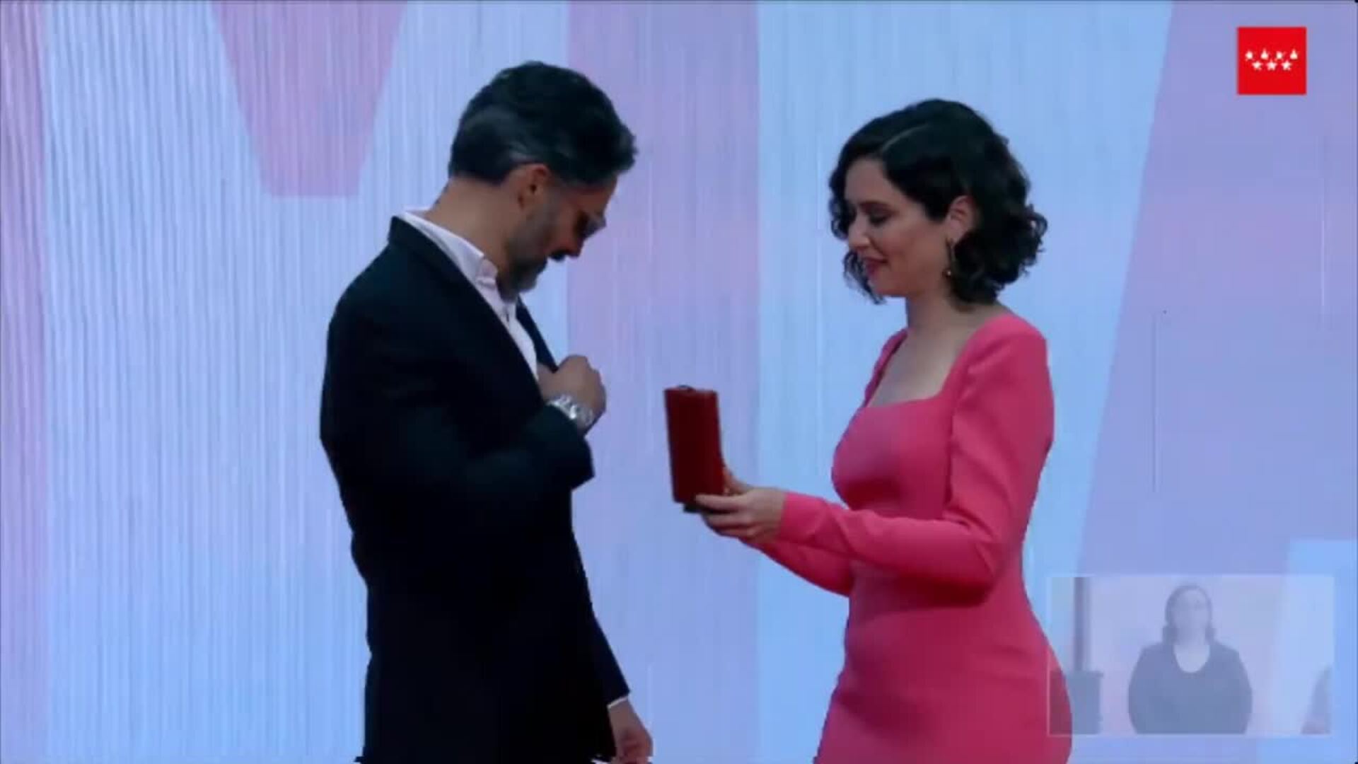 Ayuso preside el acto del 2 de Mayo sin restricciones, arropada por Feijóo y con 700 invitados