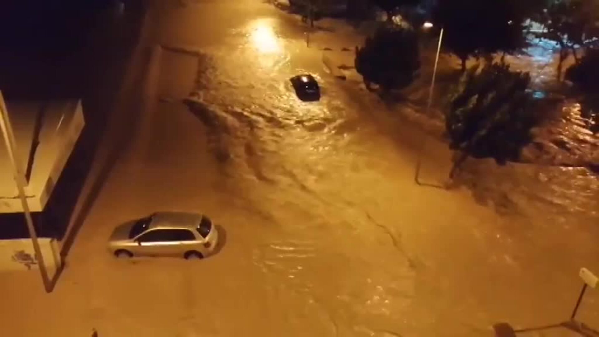 Noche de localidades aisladas y rescates en la ribera de Segura