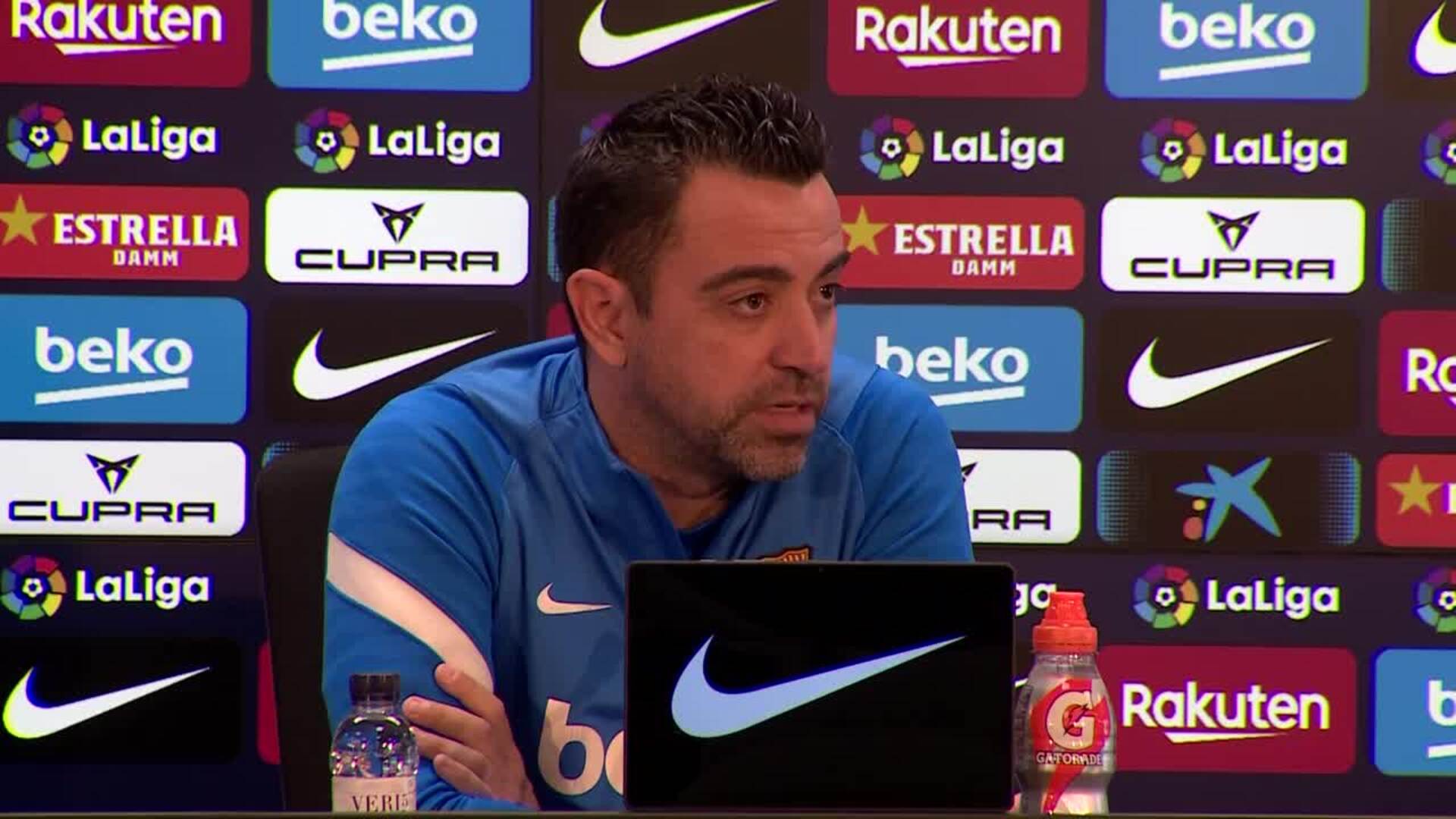Xavi Hernández pide apoyar al club en el partido del lunes contra el Cádiz