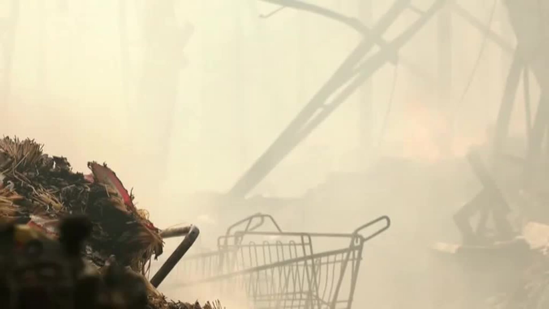 Arde un centro comercial en la ciudad nigeriana de Abuya