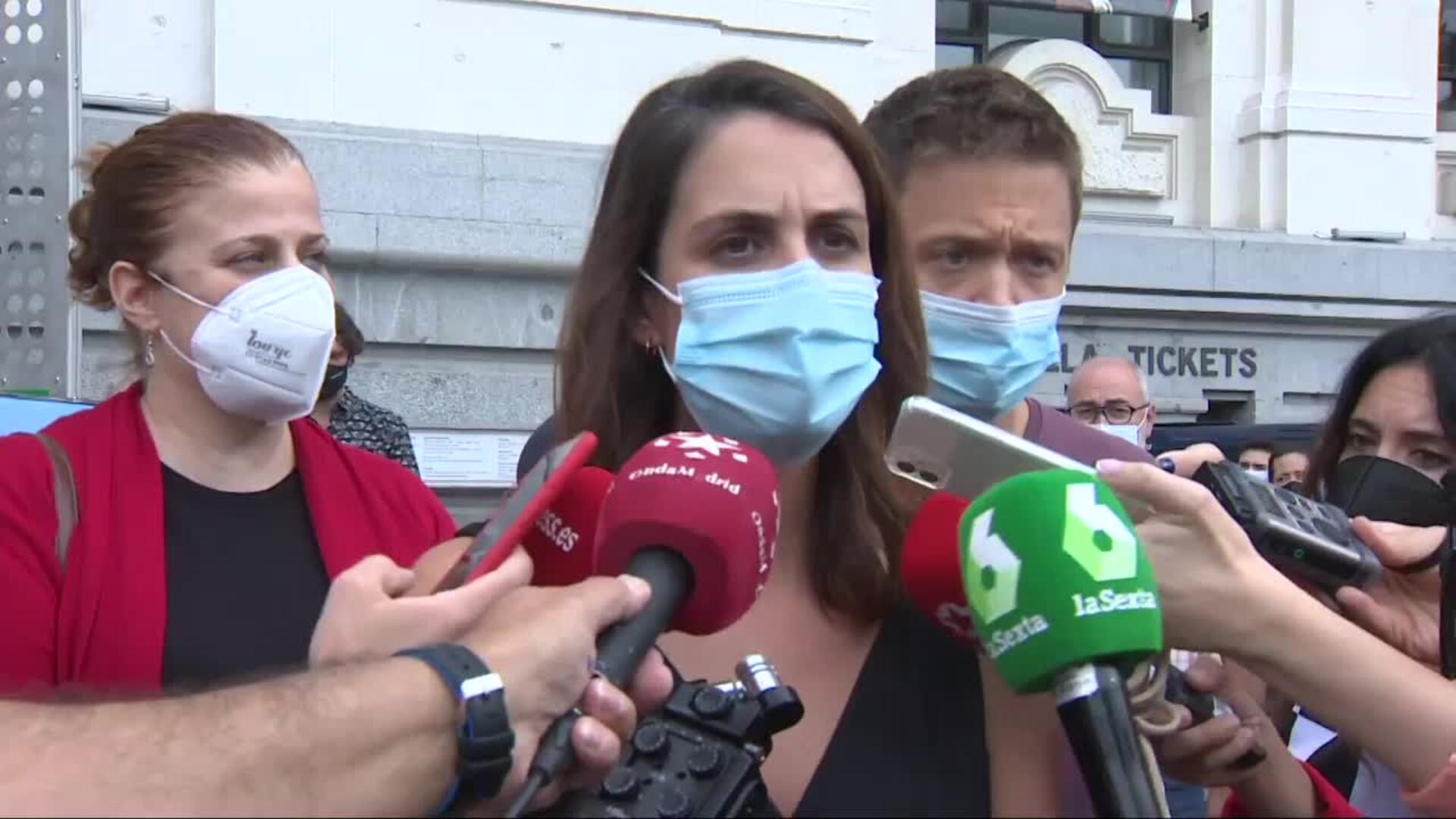 Maestre dice que la ordenanza convierte a Madrid en &quot;hazmerreír de Europa&quot;