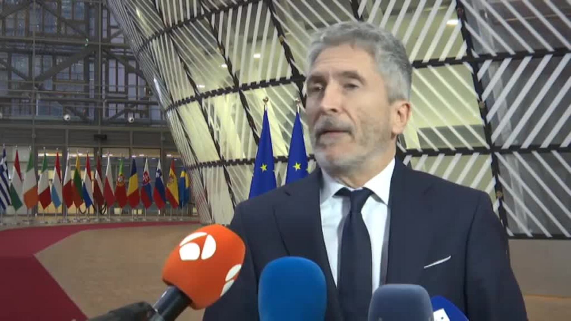 Marlaska avanza el acuerdo de la UE para activar por primera vez la &#039;directiva de protección temporal&#039; para refugiados ucranianos