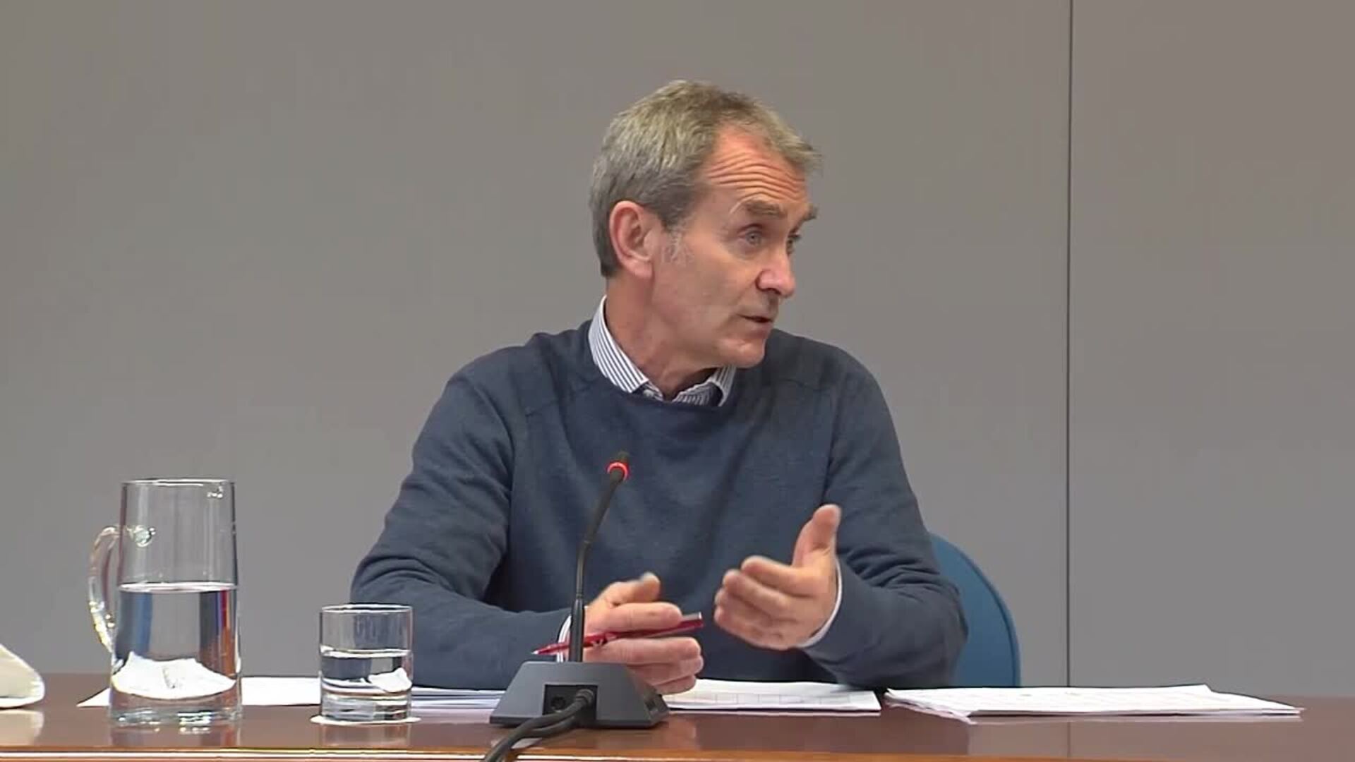 Simón descarta limitar la movilidad de ciudadanos del Reino Unido