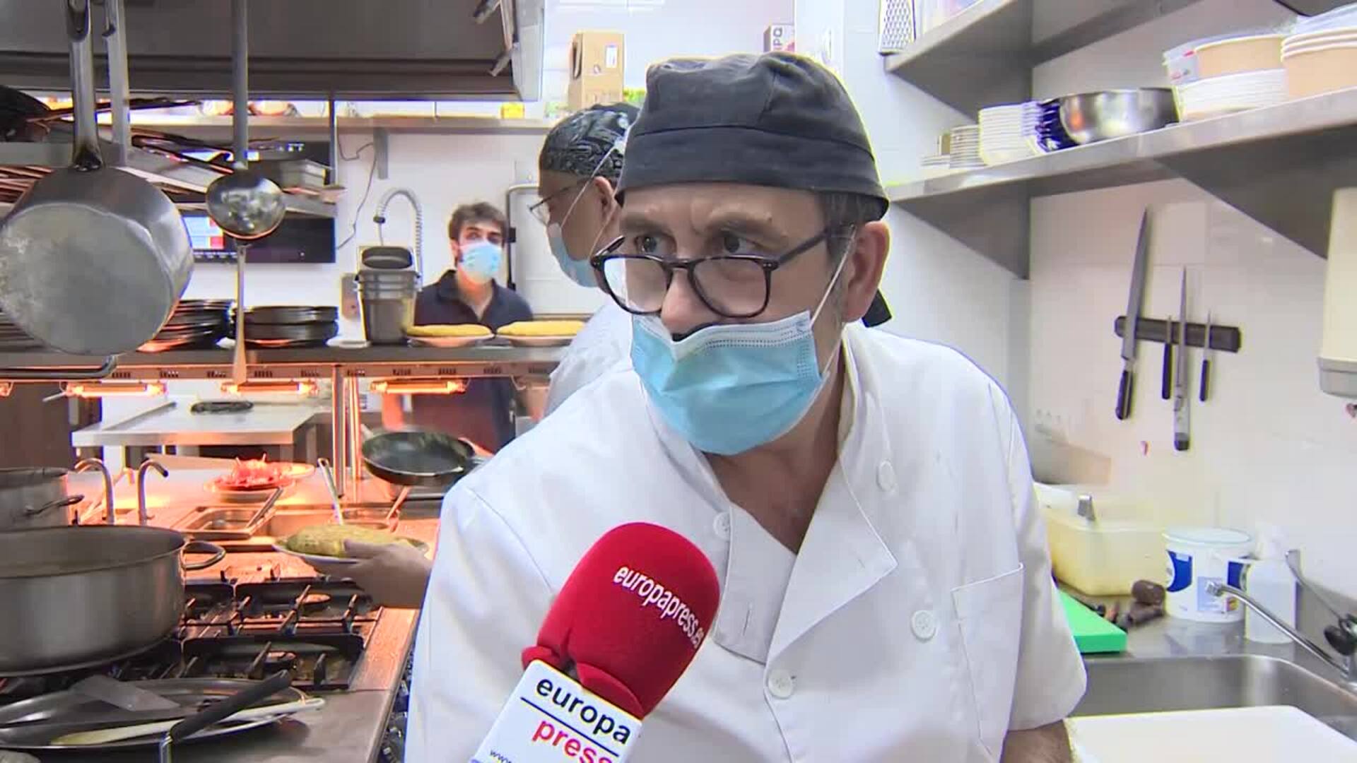 El bar de tapas de Madrid Portomarín exhibe su croqueta gallega