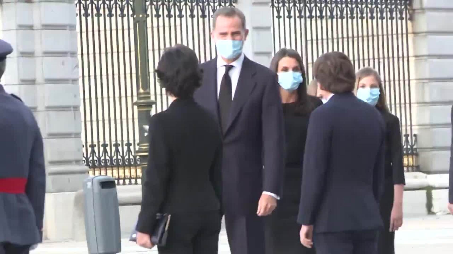 Los Reyes presiden el funeral por las víctimas con la ausencia de Sánchez y Pablo Iglesias