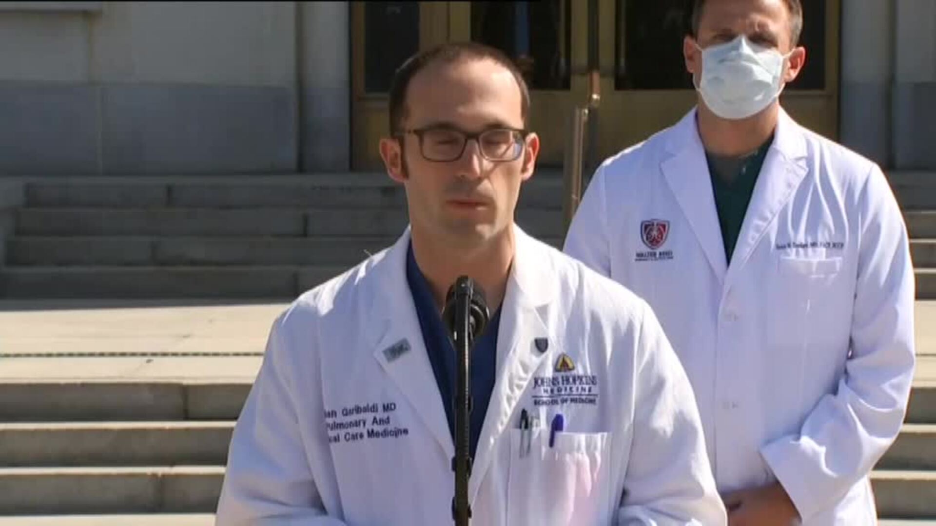 Paseillo de Trump  para demostrar que se encuentra bien