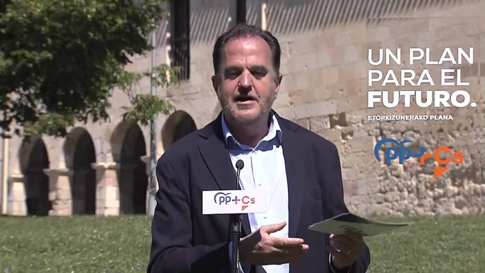 Iturgaiz dice que el voto a PP+Cs es el &quot;más útil&quot; para la recuperación