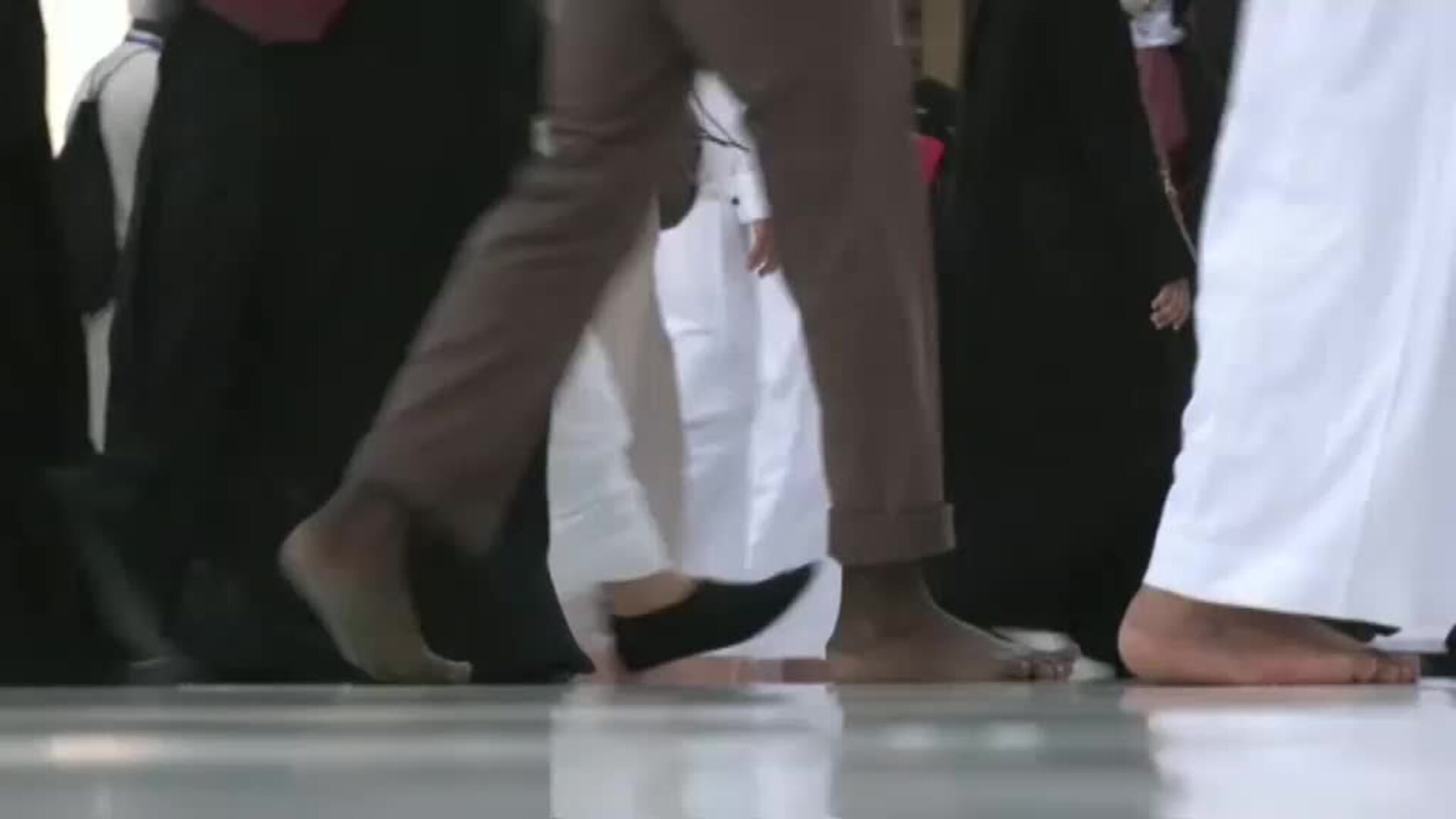 Por primera vez, mujeres saudíes montan guardia en La Meca durante el Haj