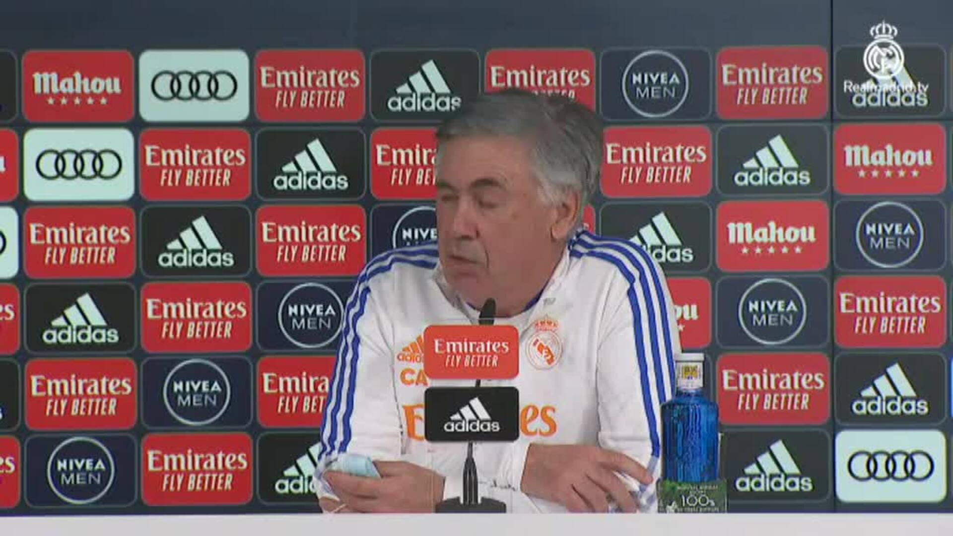 Ancelotti: &quot;No era el mejor campo para Ceballos&quot;