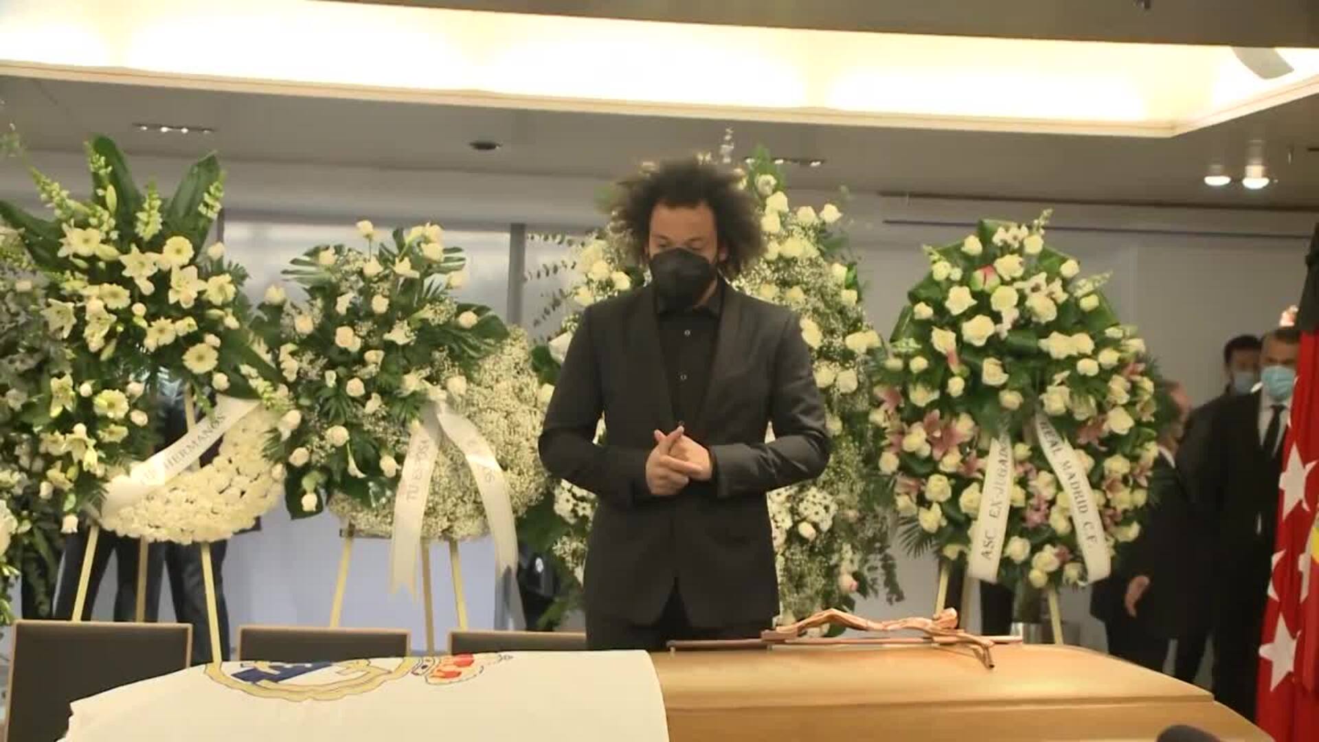 El Real Madrid rinde homenaje a Paco Gento