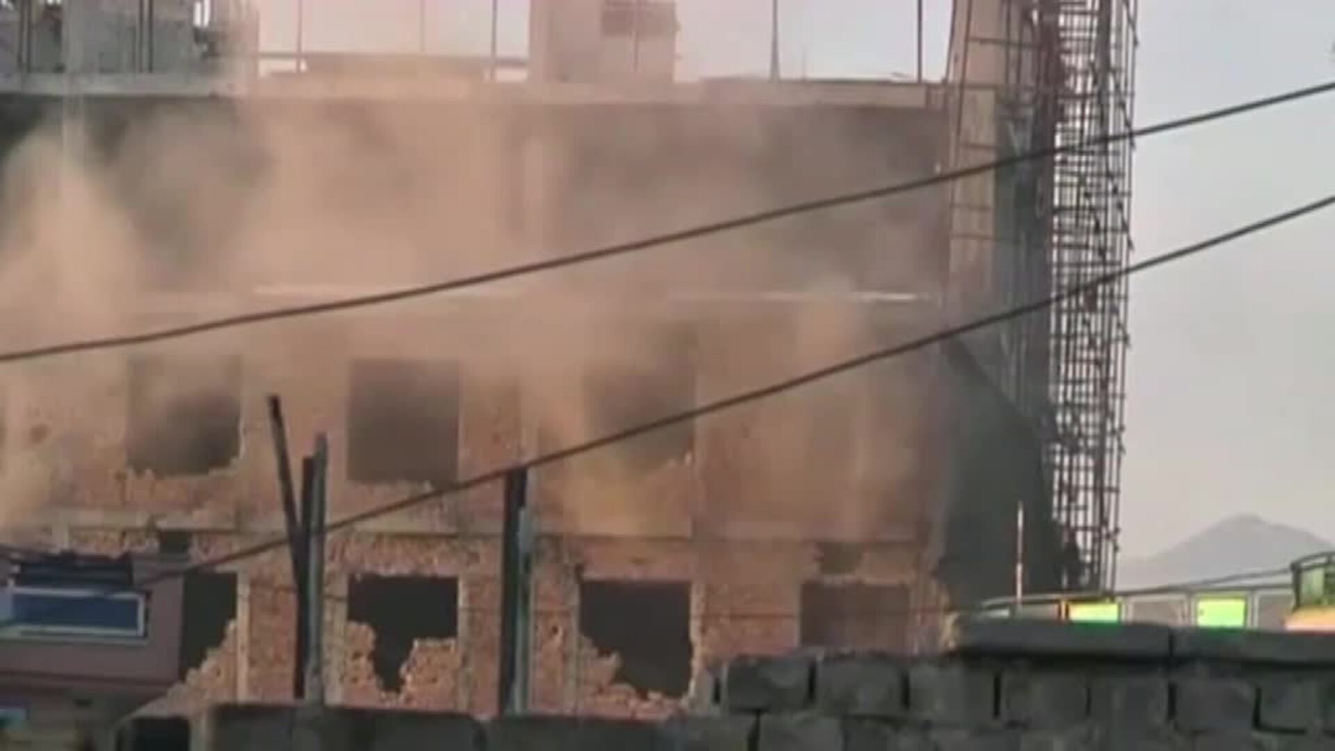 Los talibanes siguen avanzando en Afganistán y ya acechan Kabul