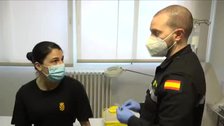 Andalucía inicia la vacunación de mayores de 80 años en grandes espacios habilitados