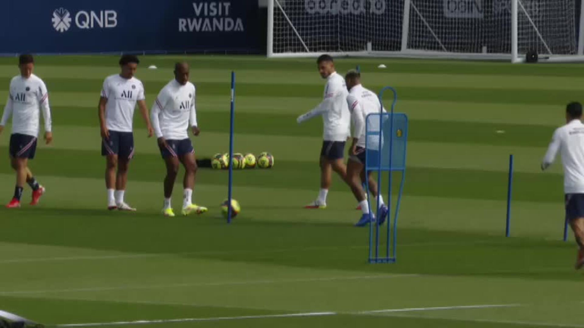 El trío de diamantes del PSG se prepara para estrenarse frente al Reims