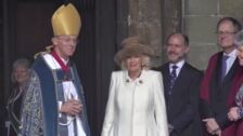 La reina Camila asiste al servicio de Jueves Santo en la catedral de Worcester