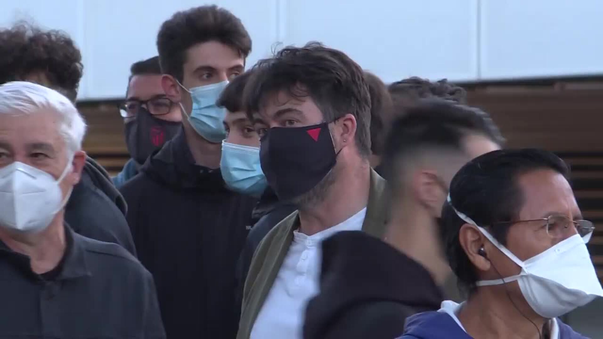 Concentración en apoyo a los detenidos en Vallecas la pasada noche