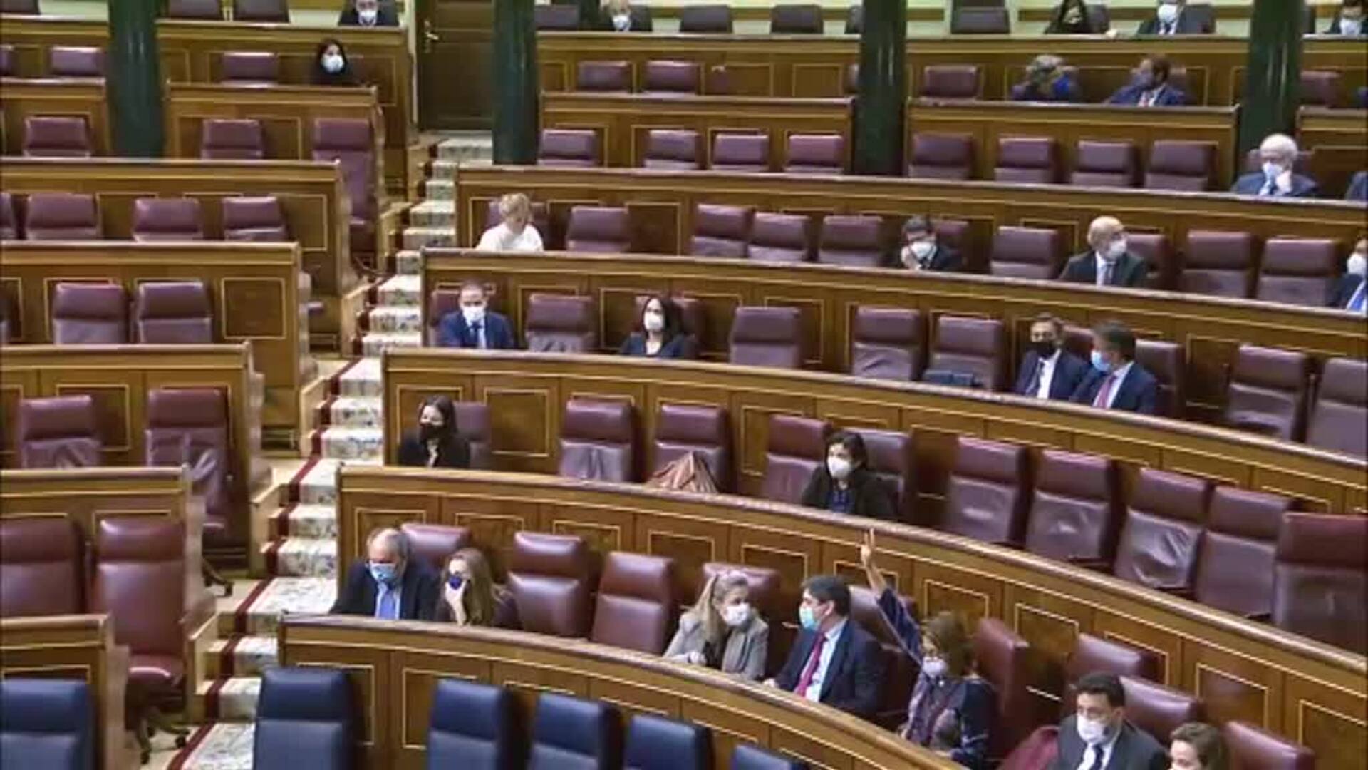 El gobierno saca adelante la votación del decreto de los fondos europeos gracias a Vox y Bildu