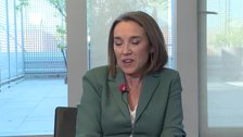 El PP dice que Díaz es «la misma comunista de siempre» con otro «peinado y armario»