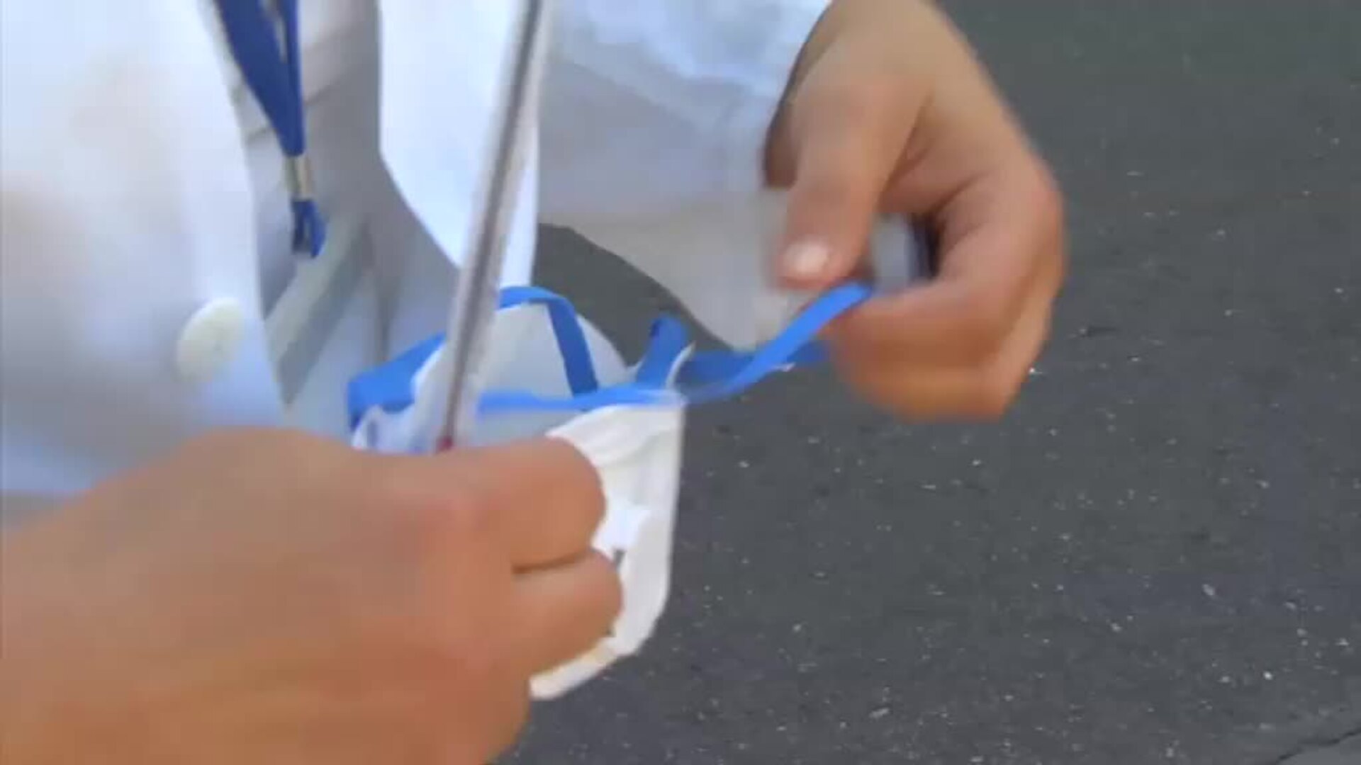 La Xunta de Galicia prohíbe el uso de mascarillas con válvula