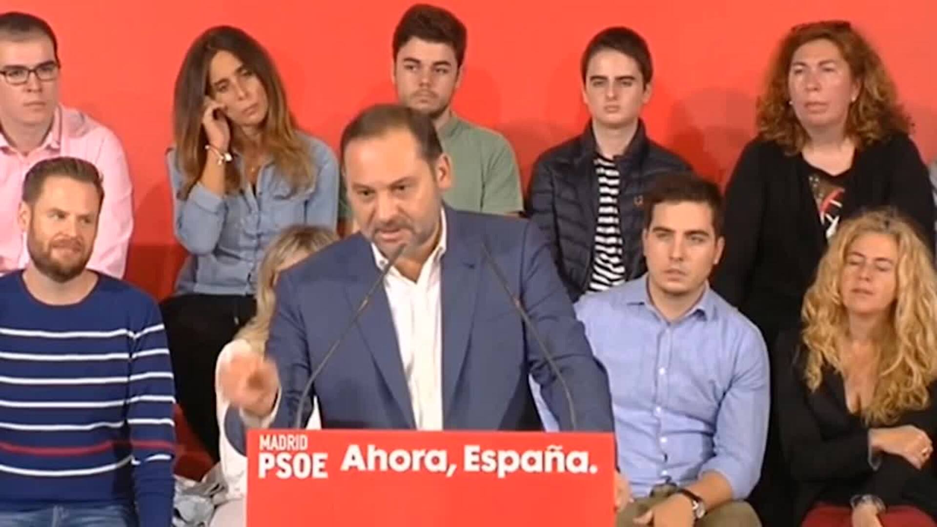 Ábalos: &quot;Solo hay destrucción cuando el tsunami atraviesa Barcelona&quot;