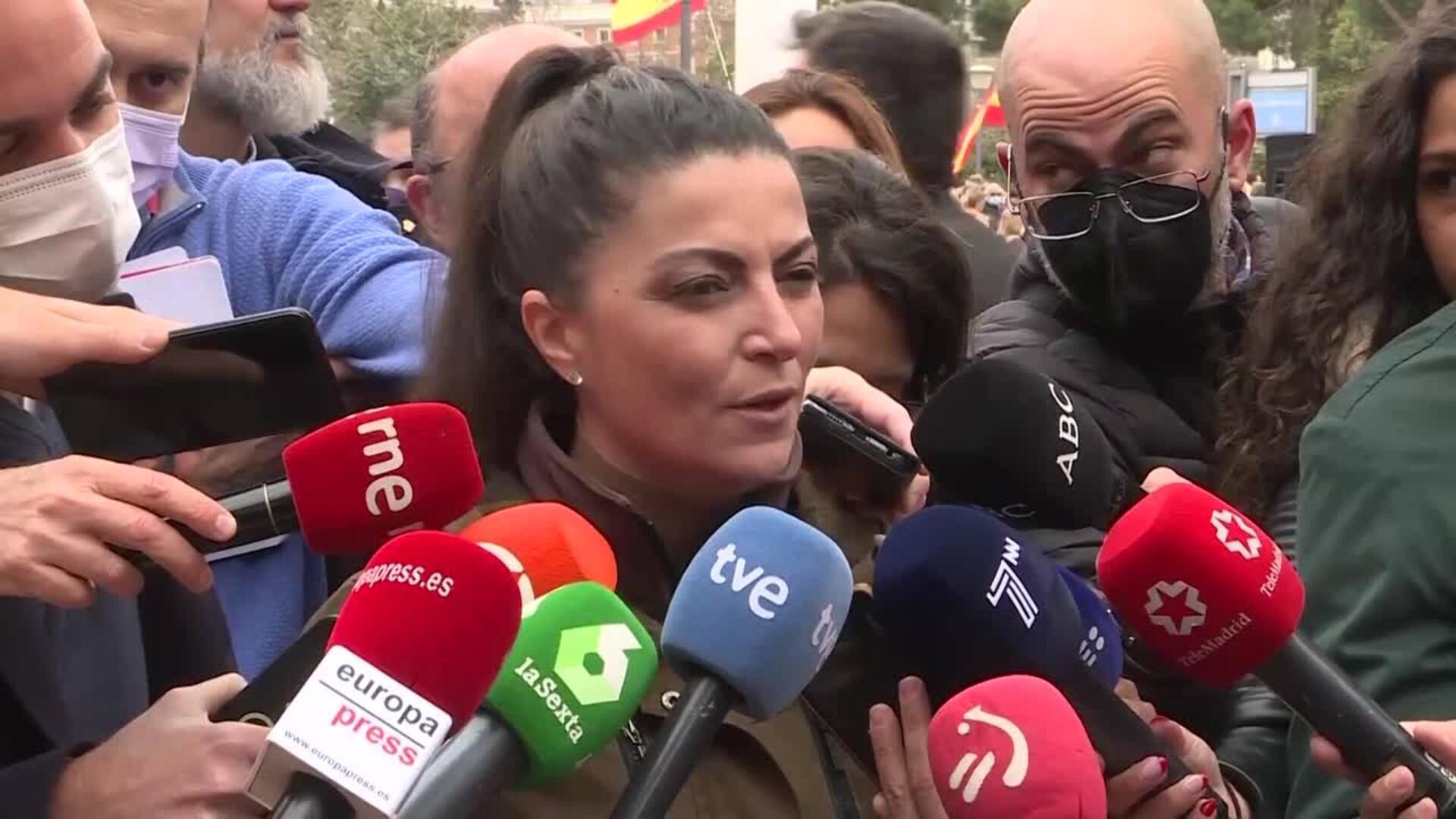 Olona señala que ningún etarra &quot;malnacido&quot; debería disfrutar de permisos penitenciarios