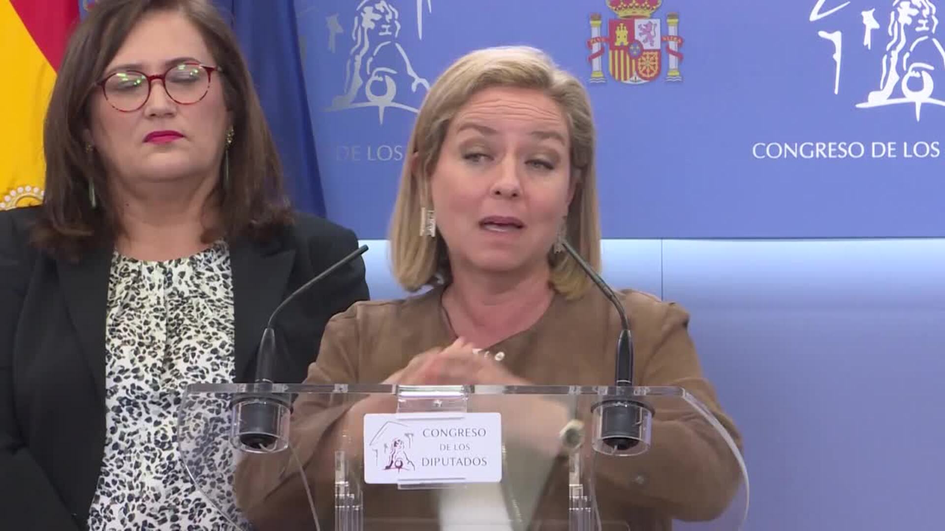 CC dice a Rivera que si suma con Sánchez, no con Casado, ellos lo apoyarían