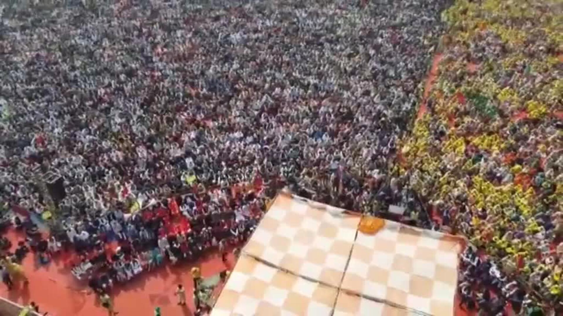 Decenas de miles de agricultores protestan en la India contra la nueva regulación del sector