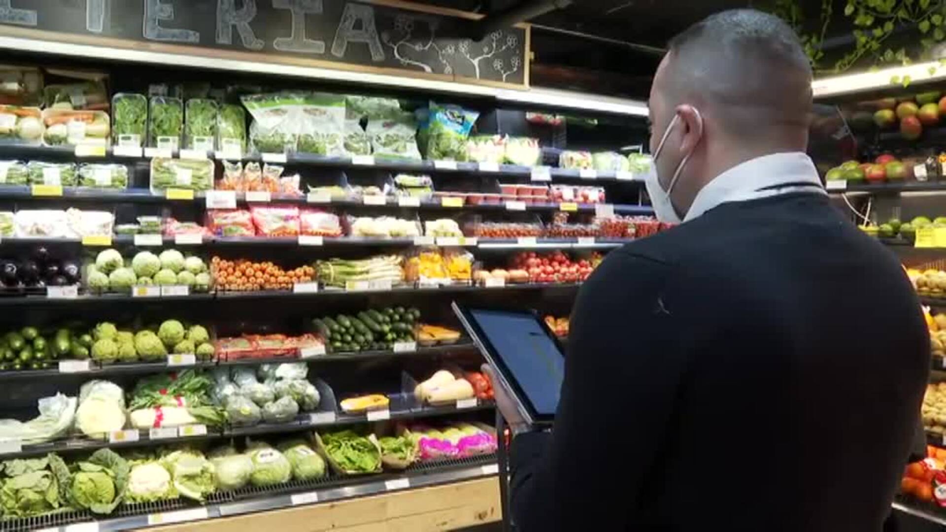 El presidente del Banco de España augura &quot;un nuevo repunte de la inflación muy significativo&quot;