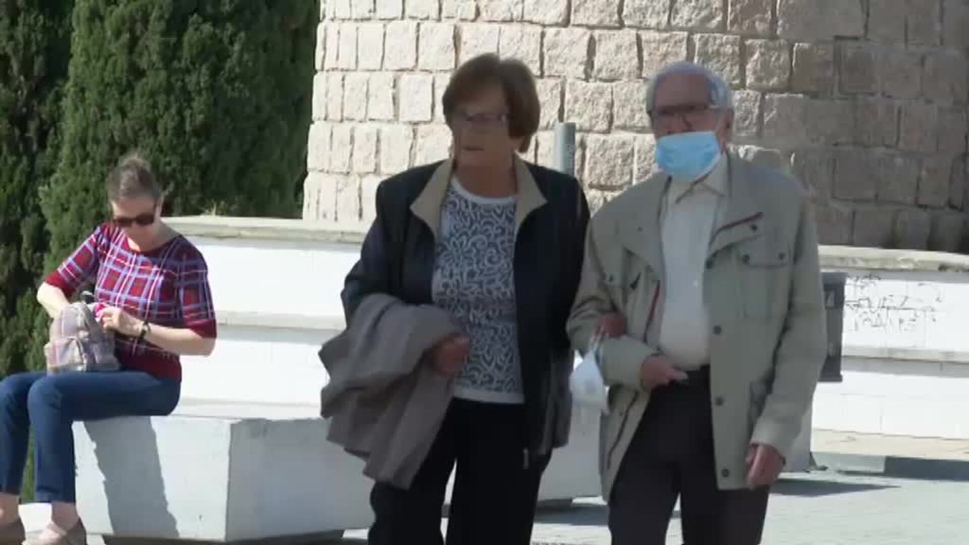 Miles de personas salen a correr en el primer día de alivio del confinamiento en Barcelona