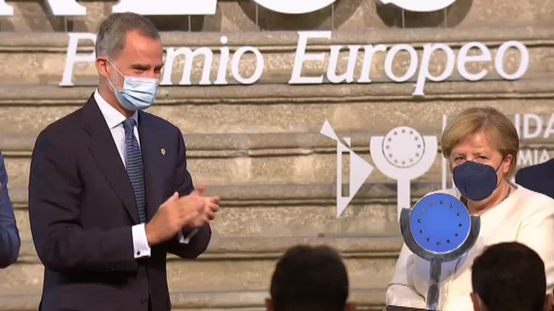 Merkel recibe el Premio Europeo Carlos V en el monasterio de Yuste