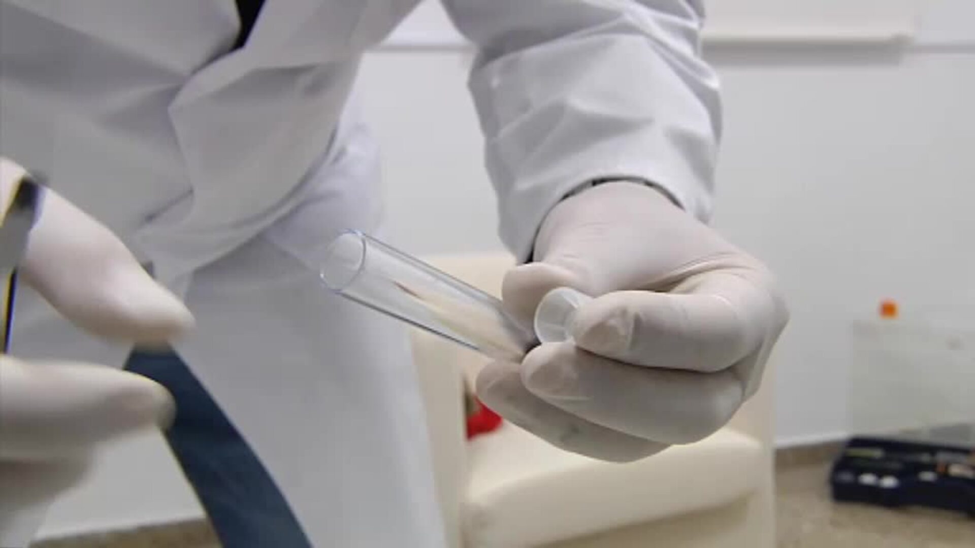 La Universidad de Granada inaugura un laboratorio de criminalística puntero en España