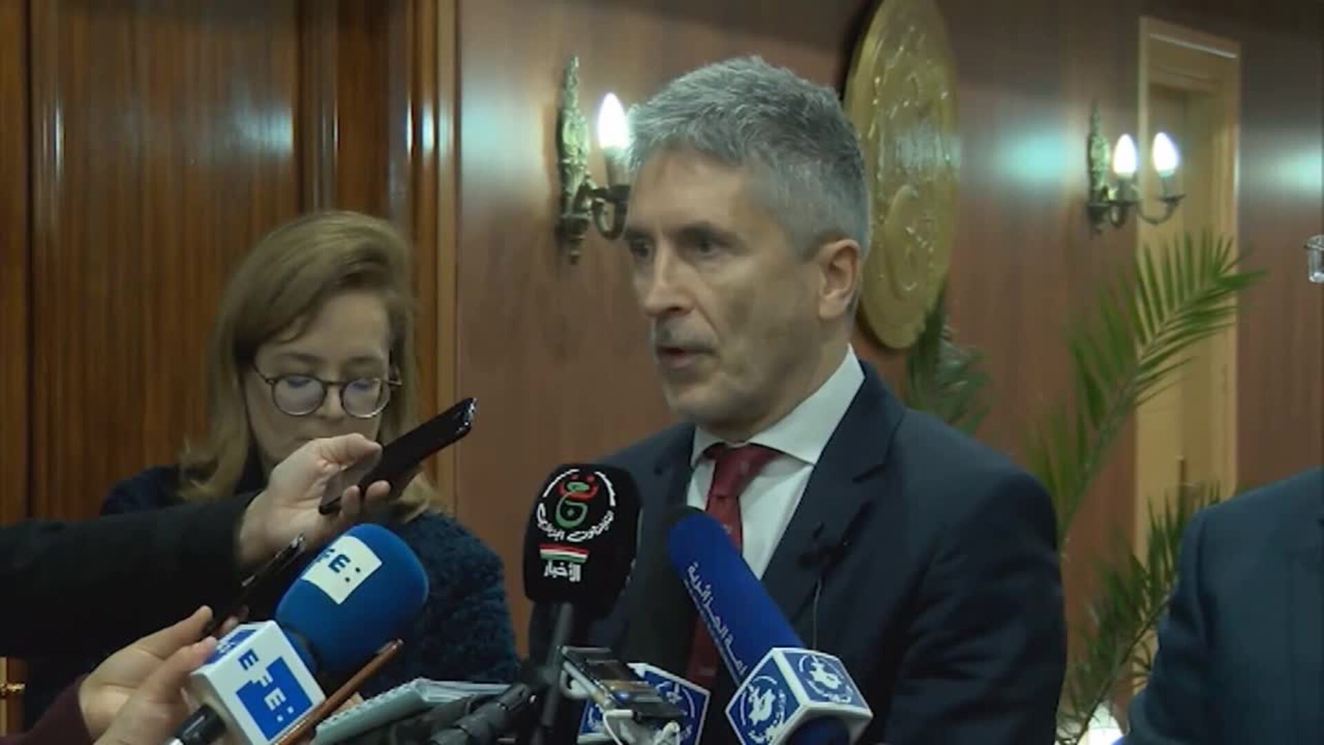 Marlaska pide &quot;prevención antes de viajar&quot; a los campamentos saharauis