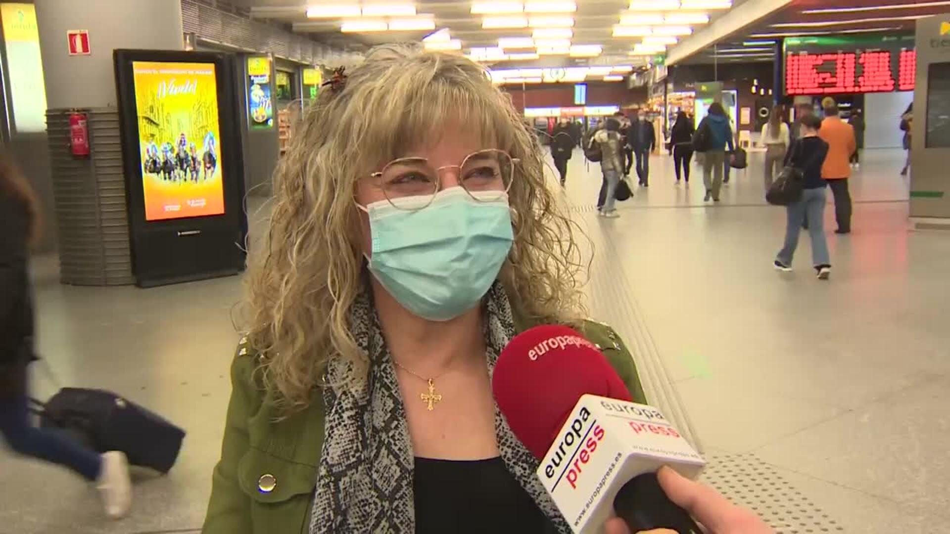 Viajeros explican sus planes de Semana Santa desde la estación de Atocha
