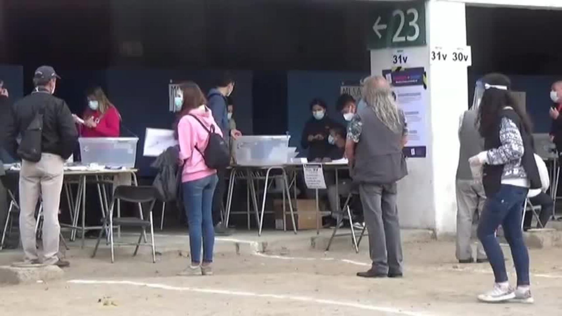 Chile decide en referéndum si dice adiós a la Constitución de Pinochet