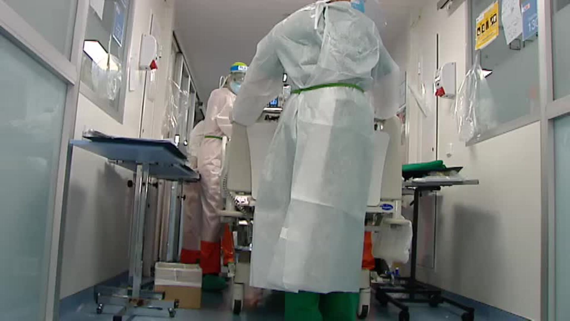 Preocupación entre los sanitarios por el aumento de los ingresos por COVID