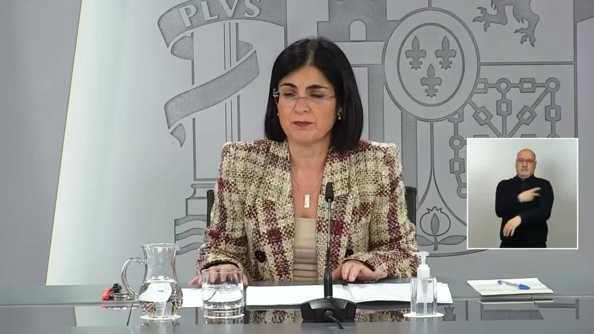 Darias anuncia que el miércoles se reanuda la vacunación con AstraZeneca