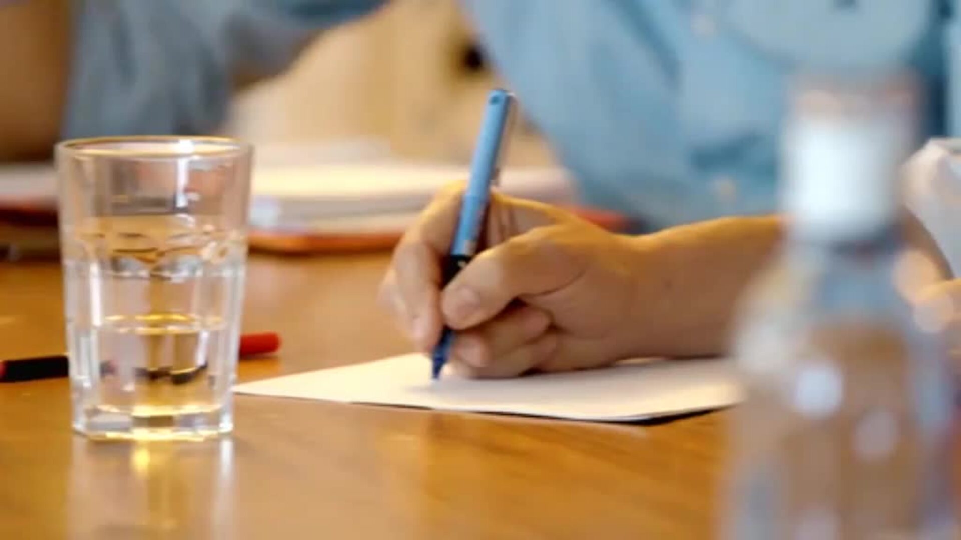 Moreno Bonilla convoca elecciones en Andalucía para el 19 de junio