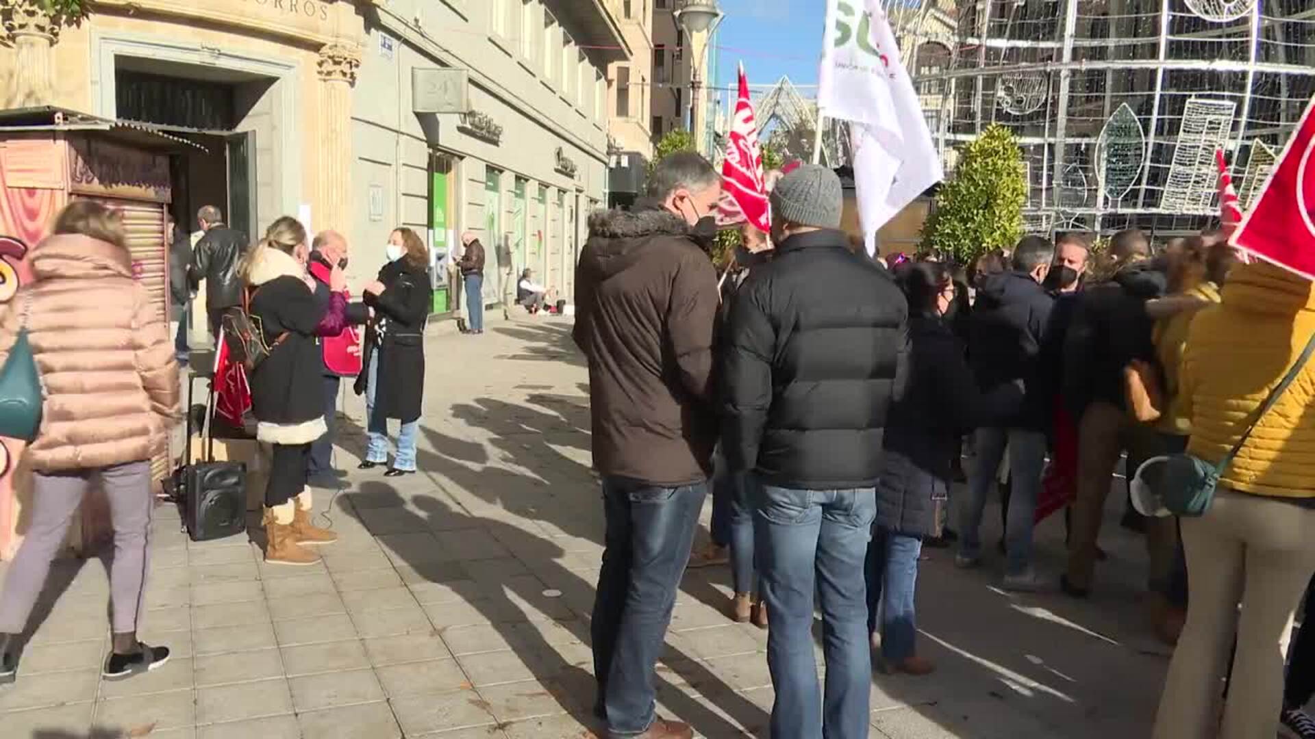 Los sindicatos cifran en un 90% el seguimiento de la huelga en Unicaja