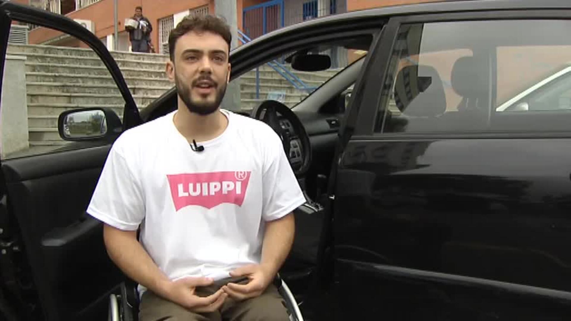 #niunmomentito, una campaña para que se respeten las plazas de aparcamiento de discapacitados