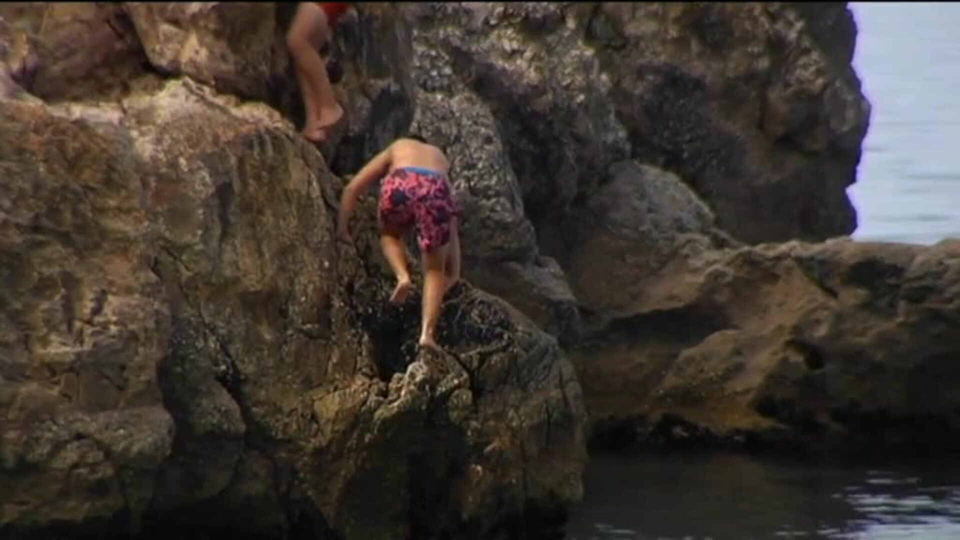 &quot;Con cabeza SÍ, de cabeza NO&quot;, campaña frente a las zambullidas imprudentes