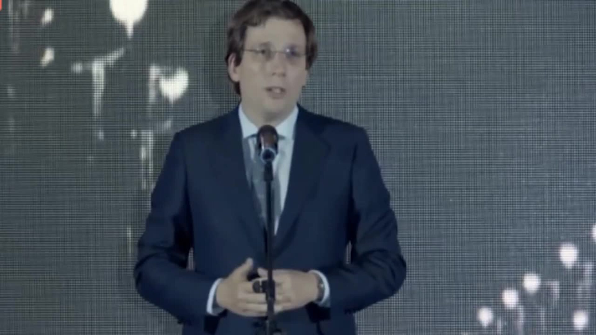 Más de 10 millones de luces LED llevan la &quot;esperanza&quot; a Madrid