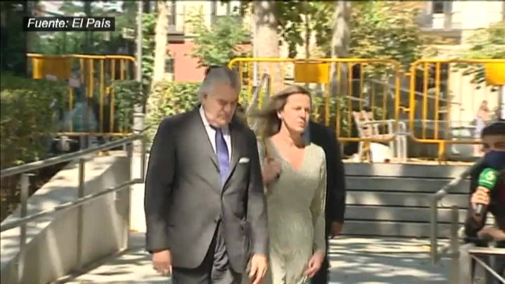 Cospedal maniobró con Villarejo para tratar de sepultar los papeles de Bárcenas