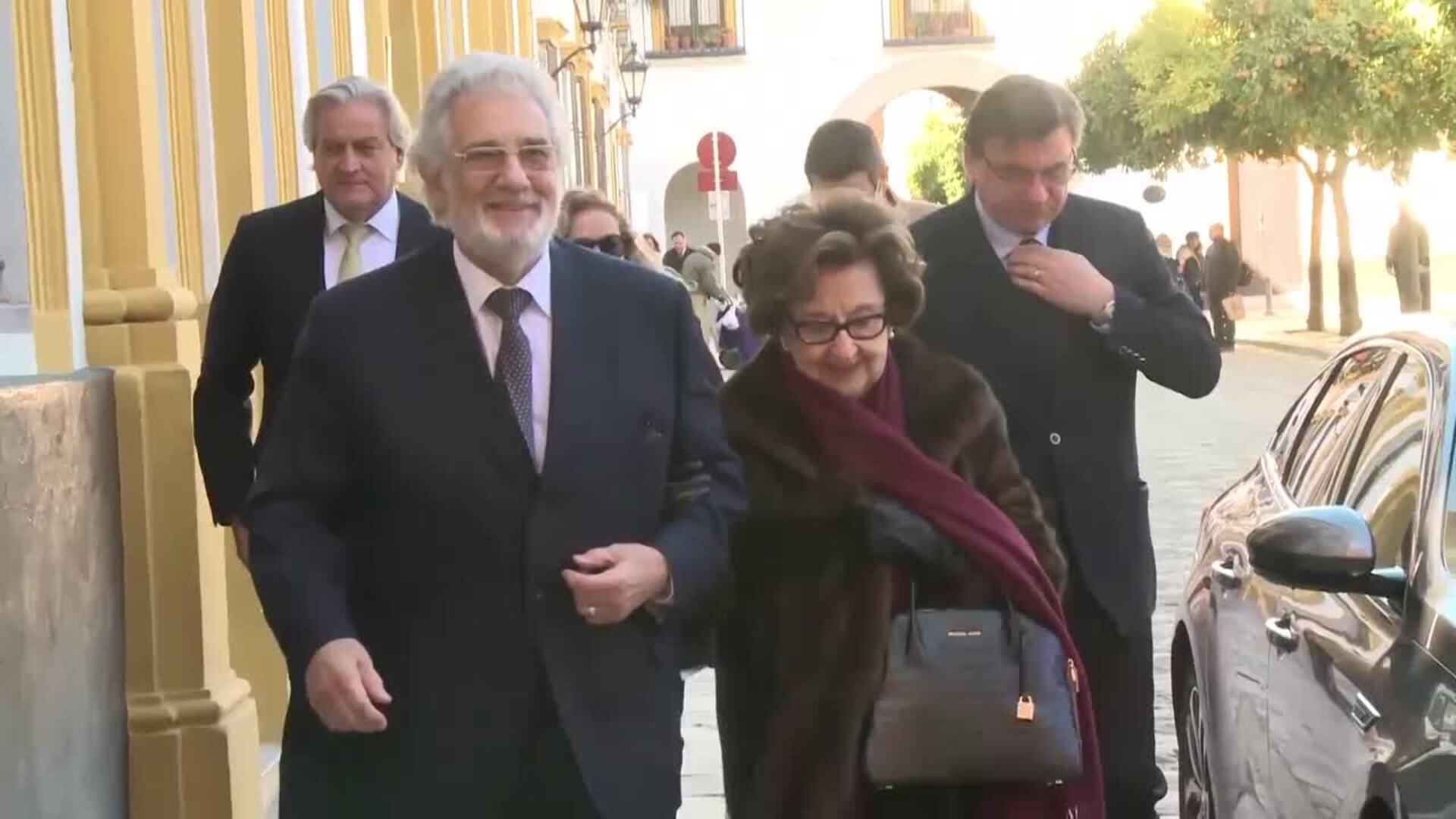 Plácido Domingo recibe el alta hospitalaria por COVID-19