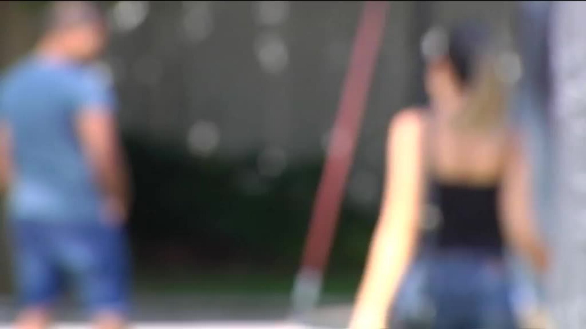 Un padre pierde la custodia de sus hijos por su horario laboral