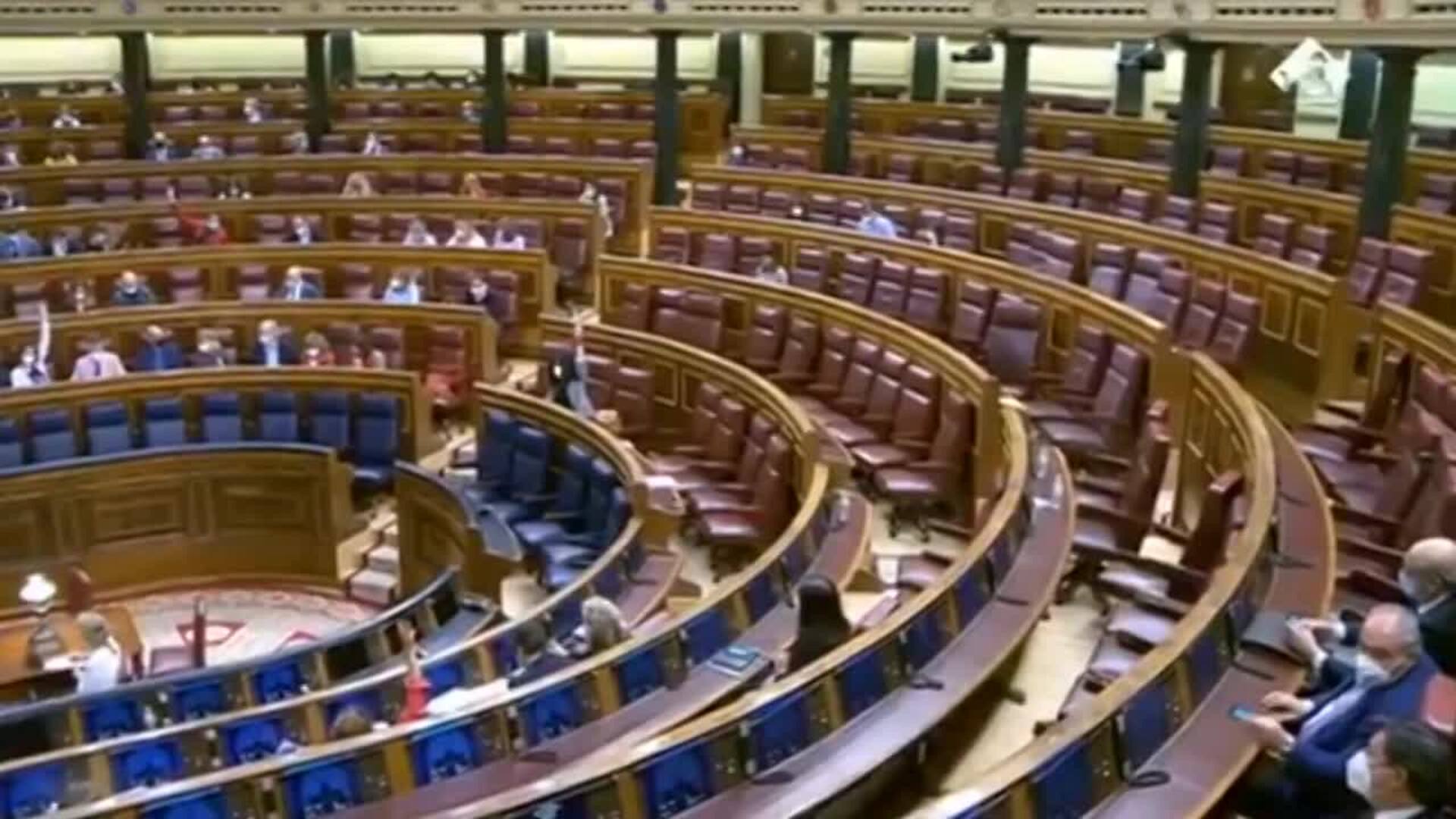 La &#039;ley trans&#039; no sale adelante tras la abstención del PSOE