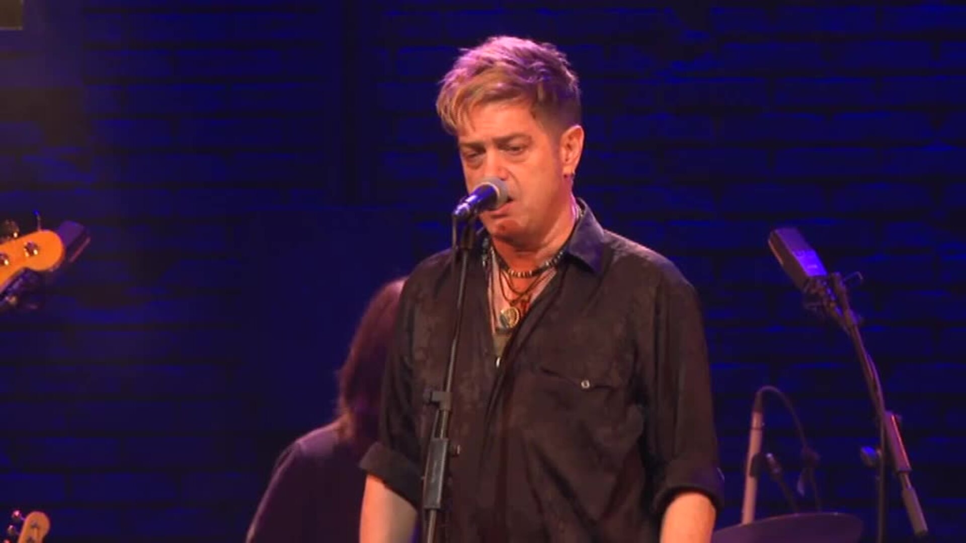 Santiago Auserón se sube al escenario para presentar &quot;Libertad&quot;