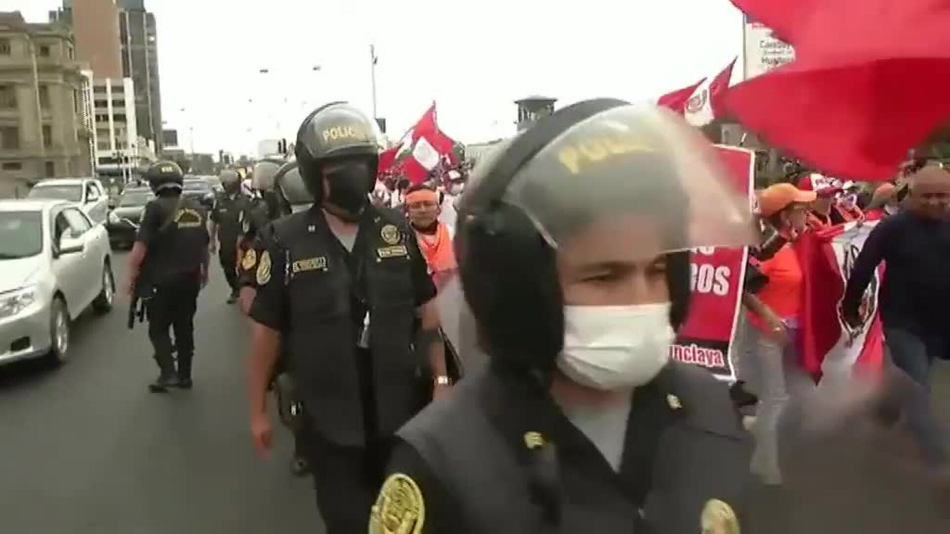 Pedro Castillo vuelve a enfrentarse a una nueva mocion de censura