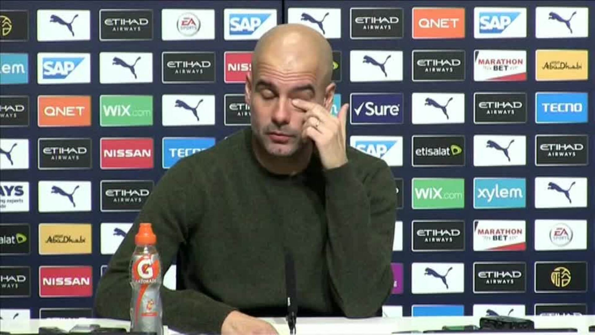 Guardiola desmiente que haya una cláusula que le permita abandonar libre el Manchester City