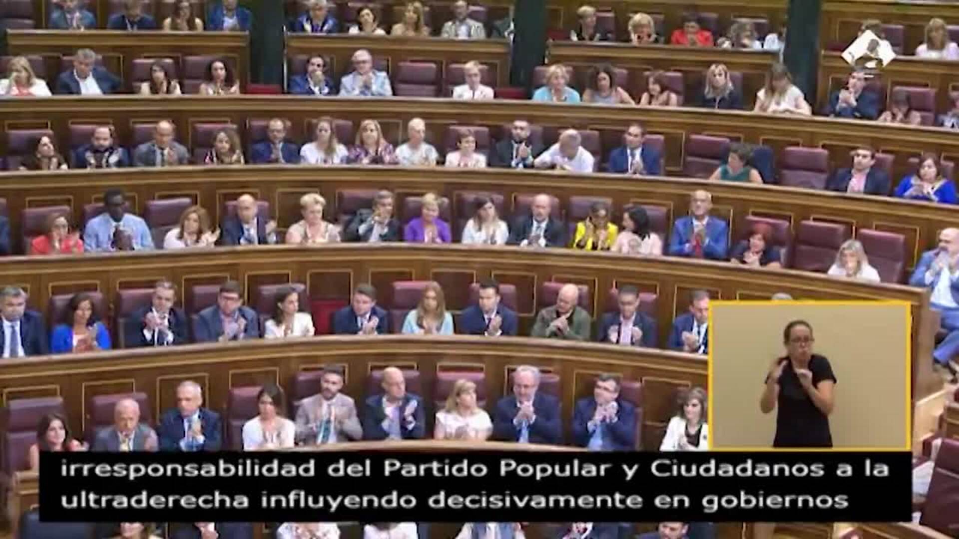 Sánchez atiza a PP y Cs en su duelo con Abascal